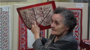 Персональная выставка мастера чувашской вышивки