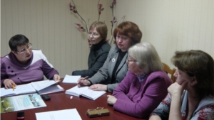 На заседании Ядринского районного совета женщин подвели итоги прошлого года и ознакомились планом работы на 2015 год