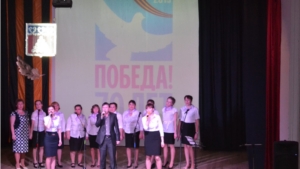 Своим выступлением порадовали горожан коллективы художественной самодеятельности детских садов «Золотой ключик», «Пукане», «Росинка» и «Сказка»