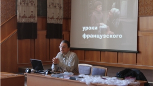 Кинолекторий «Под солнцем»