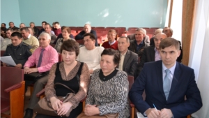 В Мариинско-Посадском районе состоялось совещание с руководителями сельскохозяйственных организаций и главами крестьянско-фермерских хозяйств по вопросам подготовки к весеннее-полевым работам 2015 года
