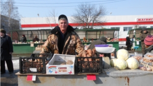 В минувшие выходные в Московском районе г. Чебоксары ярмарка «Покупай дешевле!» развернулась на двух площадках