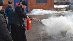 Пожарная часть Шемуршинского района провела сборы при участии священнослужителей IV Благочинного округа Алатырско-Порецкой Епархии