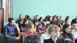 Первый заместитель министра Е. Юшин провел встречу со студентами ЧГПУ