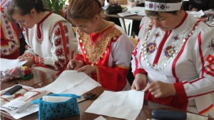 31 марта состоялся II Республиканский конкурс мастеров чувашской вышивки «В краю ста тысяч вышивок»