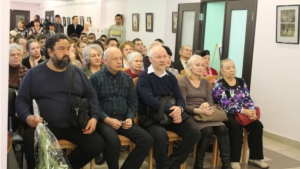 В Национальной библиотеке Чувашской Республики состоялась презентация книги-альбома «Празат Исанбет. Грани призвания»