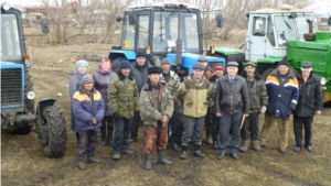 Технический осмотр поднадзорной техники в Шемуршинском районе начался с индивидуальных владельцев