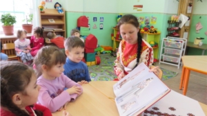 В детском саду «Рябинка» проходят Неделя чувашского языка и Всероссийская акция «Георгиевская лента»