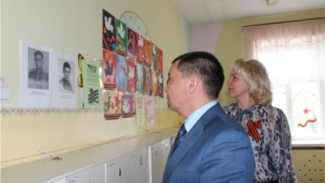 Глава администрации Цивильского района Александр Казаков с рабочим визитом посетил детский сад №5 «Радуга»
