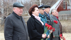 В Чебоксарах прошел митинг памяти жертв радиационных аварий и катастроф