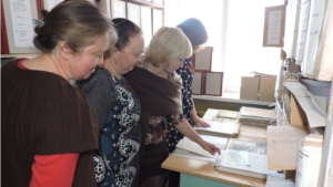 В Шемуршинском районном архиве прошло мероприятие «Великая отечественная война в истории моей семьи»