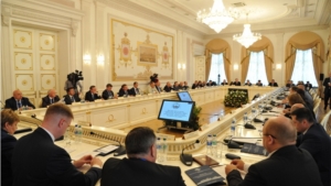 Глава Чувашии Михаил Игнатьев принял участие в работе круглого стола, посвященного проблемам экологической безопасности водных ресурсов Волжского бассейна