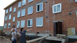 В Мариинско-Посадском районе продолжается строительство многоквартирного дома в рамках программы переселение граждан из аварийного жилья