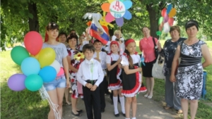 В Мариинско-Посадском районе состоялся районный фестиваль «Цветики-семицветики»