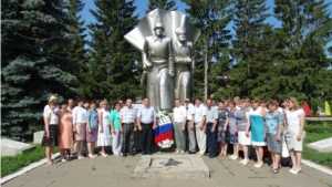 В День памяти и скорби в Красночетайском районе состоялось торжественное возложение венков