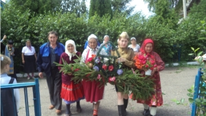 В деревне Старая Шемурша прошел траурный митинг