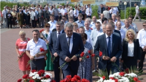 В мемориальном комплексе &quot;Победа&quot; почтили память погибших в Великой Отечественной войне