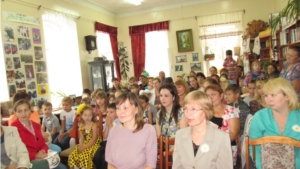 Семья в счастье украшает, а в несчастье утешает