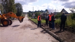 В Мариинско-Посадском районе продолжаются дорожно-ремонтные работы
