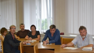 Министр В. Филиппов в г. Алатырь: «Необходимо активизировать работы по строительству и ремонту дорог, их качество не должно уходить на второй план»
