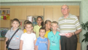 Человек с удивительной судьбой в гостях у «Непосед»