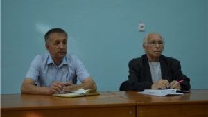 Рабочая неделя в администрации Мариинско-Посадского района традиционно началась с совещания