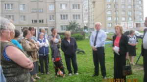 В рамках городского проекта «Открытый диалог» состоялась встреча с жителями ТОС «Интернационалист»