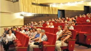 Министр культуры Чувашии Вадим Ефимов принял участие во встрече коллектива Театра оперы и балета
