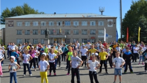Праздник села Порецкое начался с массовой зарядки