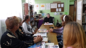Поклонники творчества Михаила Ямахат в Персирланской сельской библиотеке встретились с автором