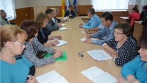На плановом совещании в администрации Мариинско-Посадского района были подведены итоги недели и намечены планы на будущее