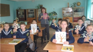 В образовательных учреждениях Порецкого района прошла акция «Посади дерево и сохрани его»