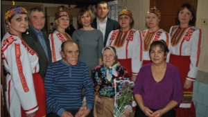 В Шемуршинском районе поздравили "железных" юбиляров семейной жизни