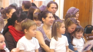 В рамках Дня матери в Доме детского творчества состоялся праздник «Мама милая моя»
