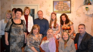90-летний юбилей отметила труженица тыла из Анастасовского сельского поселения Мария Потапова