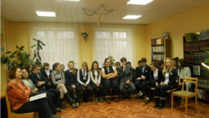 В Мариинско-Посадской городской библиотеке состоялась встреча с писателем-креведом Станиславом Отрывановым