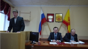 Владимир Кузьмин поздравил депутатов районного Собрания с наступающим Новым годом