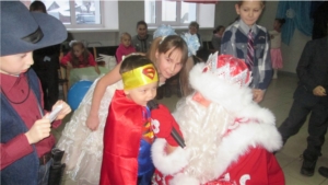 Новогодний праздник для детей-сирот и детей, оставшихся без попечения родителей