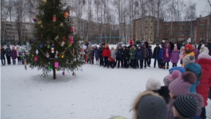 Череда новогодних праздников в Калининском районе г. Чебоксары продолжается