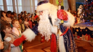 Весело и задорно проходят новогодние праздники в Чувашском драмтеатре