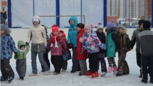 Спортивно-театрализованный праздник в честь открытия хоккейной коробки в Новоюжном районе г.Чебоксары