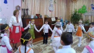 В детском саду - светлый праздник «Сурхури»