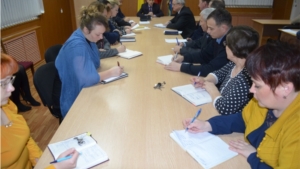 Глава администрации Мариинско-Посадского района В. Григорьев провел плановое совещание