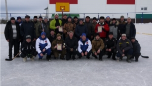 Хоккей...в валенках