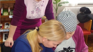 В районах проводятся мастер-классы по чувашской вышивке