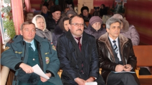 Глава администрации Шумерлинского района Лев Рафинов встретился с жителями Большеалгашинского сельского поселения
