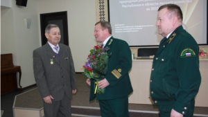 В Национальной библиотеке Чувашской Республики чествовали ветерана лесного хозяйства П. Тихонова
