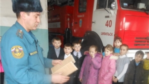 Школьники посетили пожарную часть города Цивильска