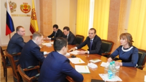 Михаил Игнатьев провел рабочую встречу с представителями ПАО «Сбербанк России»