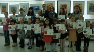 В КВЦ «Радуга» открылась выставка детского рисунка из Русского музея «Ветер цвета вишневых лепестков»